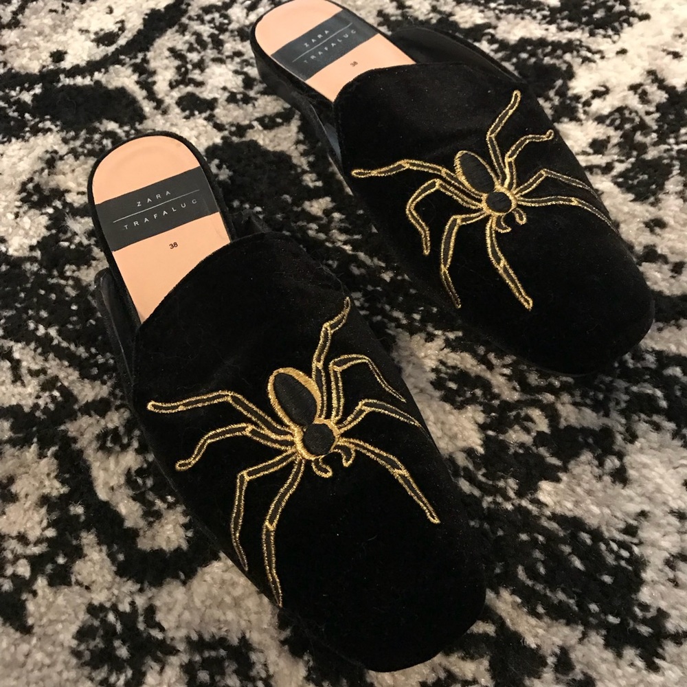 Velvet slip on loafers